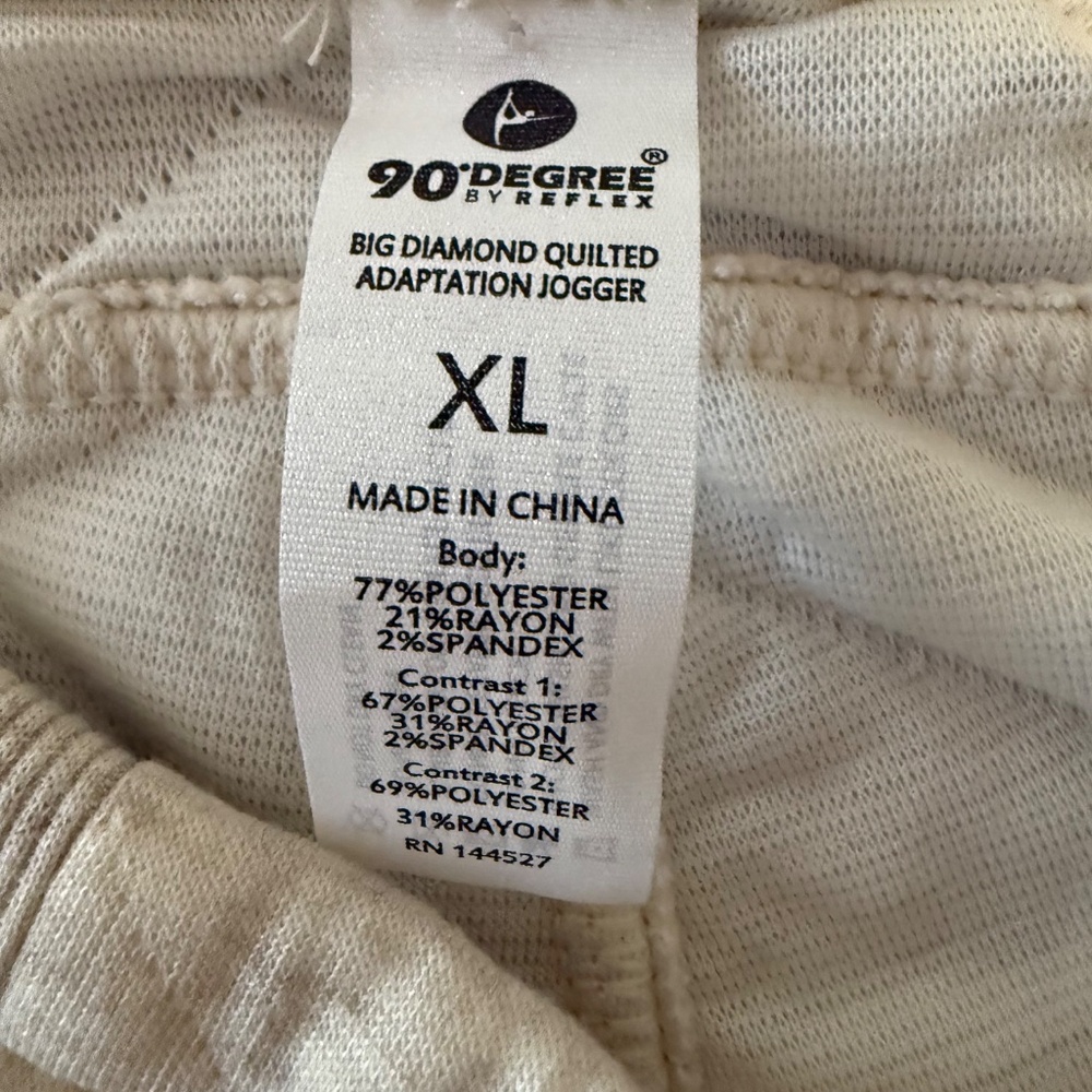 90 Degree By Reflex Women’s Big Diamond Quilted Adaptation Jogger Size XL - Picture 7 of 7